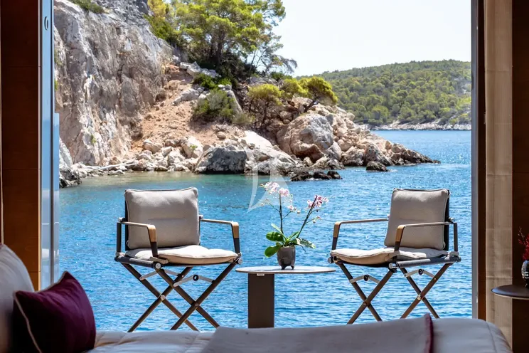 Charter Yacht NAIA - Sanlorenzo 40 Alloy - 5 Cabins - Athens - Mykonos - Paros - Cyclades - Greece