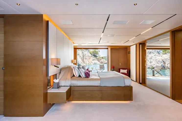 Charter Yacht NAIA - Sanlorenzo 40 Alloy - 5 Cabins - Athens - Mykonos - Paros - Cyclades - Greece