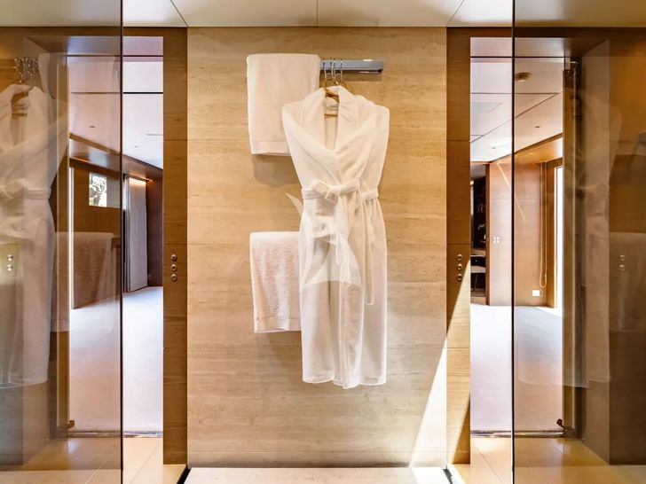 NAIA Sanlorenzo 40 Alloy - master cabin shower area NAIA Sanlorenzo 40 Alloy - master cabin shower area