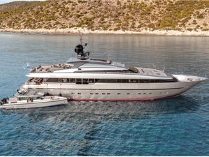 NAIA - Sanlorenzo 40 Alloy - 5 Cabins - Athens - Mykonos - Paros - Cyclades - Greece NAIA - Sanlorenzo 40 Alloy - 5 Cabins - Athens - Mykonos - Paros - Cyclades - Greece