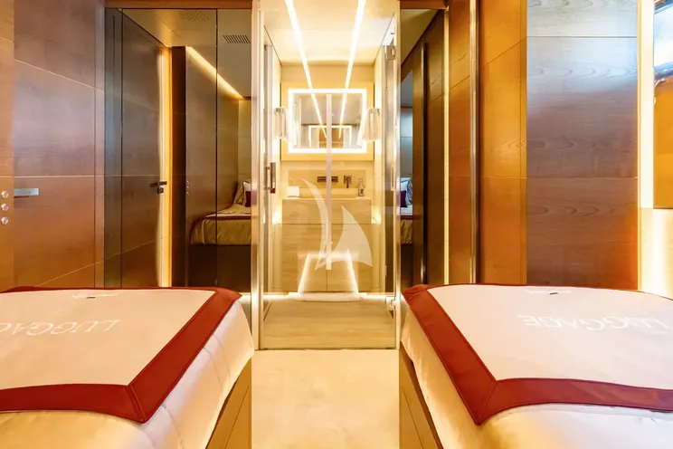 Charter Yacht NAIA - Sanlorenzo 40 Alloy - 5 Cabins - Athens - Mykonos - Paros - Cyclades - Greece