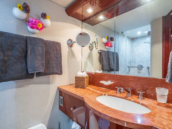 NAMASTAY Lazzara 116 - VIP cabin 1 bathroom NAMASTAY Lazzara 116 - VIP cabin 1 bathroom