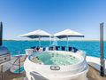 NAMASTAY Lazzara 116 - sundeck jacuzzi NAMASTAY Lazzara 116 - sundeck jacuzzi