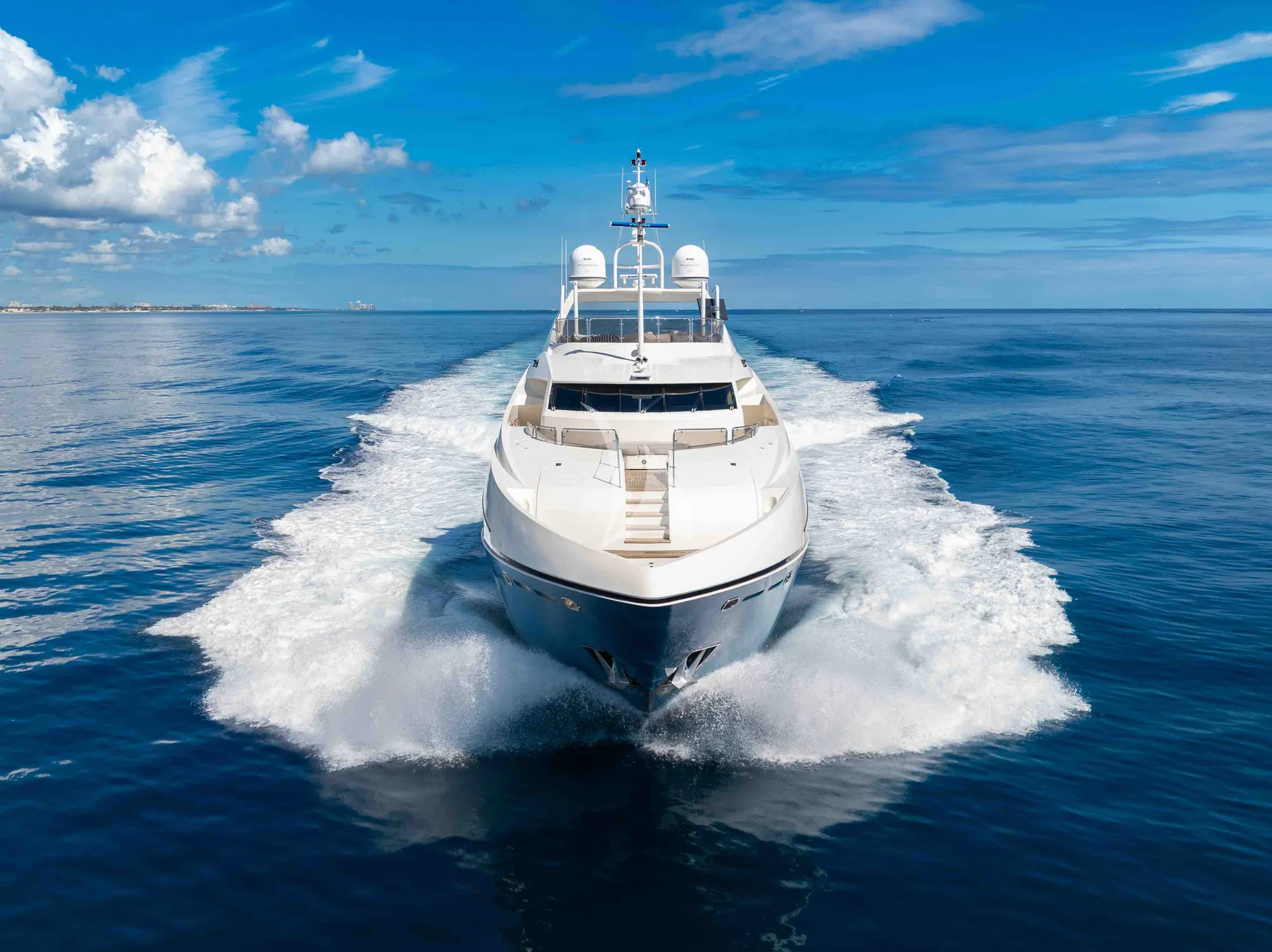 NATURAL 9 Sunseeker 37m - cruising bow view