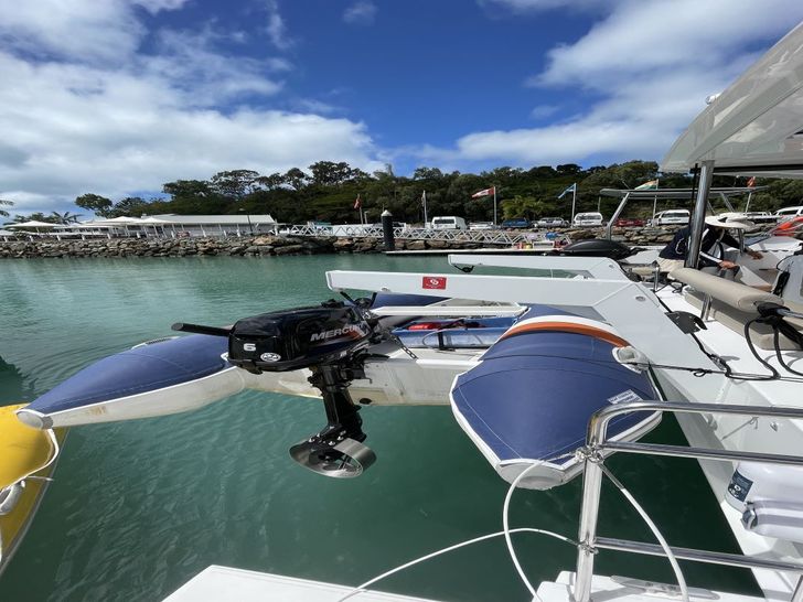 Nautitech 40 Open - dinghy Nautitech 40 Open - dinghy