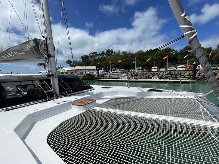 Nautitech 40 Open - foredeck net trampolines Nautitech 40 Open - foredeck net trampolines