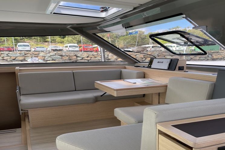 Charter Yacht Nautitech 40 Open - 4 Cabins - Airlie Beach - Whitsunday Islands - Great Barrier Reef - Australia