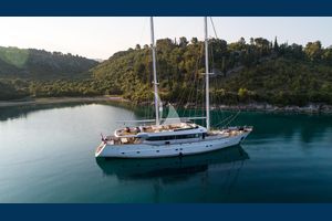 NAVILUX - Luxury 37m Motor Sailor - 6 Cabins - Split - Sibenik - Kastela - Dubrovnik