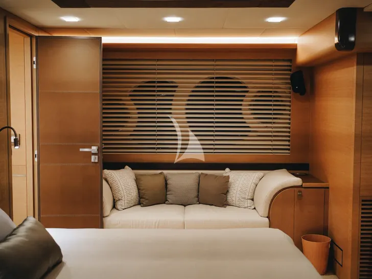 NAYLA Monte Carlo 75 - master cabin sofa NAYLA Monte Carlo 75 - master cabin sofa