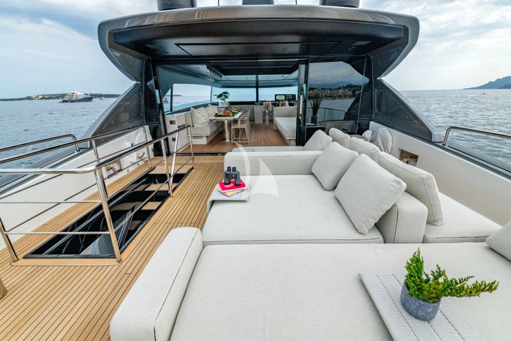 Charter Yacht NECTAR - Sanlorenzo SX112 - 4 Cabins - Nassau - Exumas - Bahamas