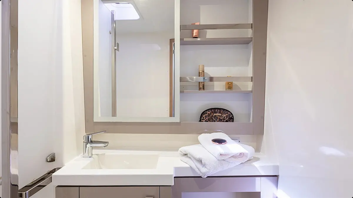 Charter Yacht NEFELI - Fountaine Pajot Saona 47 - 5 Cabins - Athens - Mykonos - Paros - Cyclades - Greece