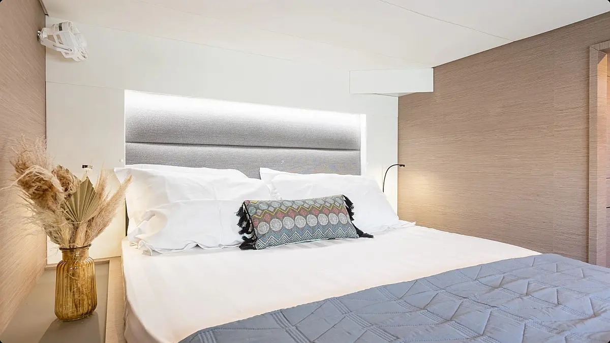 Charter Yacht NEFELI - Fountaine Pajot Saona 47 - 5 Cabins - Athens - Mykonos - Paros - Cyclades - Greece