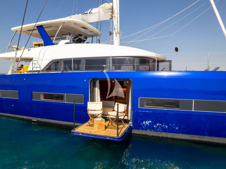 NEFESH Lagoon Seventy 7 - side hull balcony NEFESH Lagoon Seventy 7 - side hull balcony