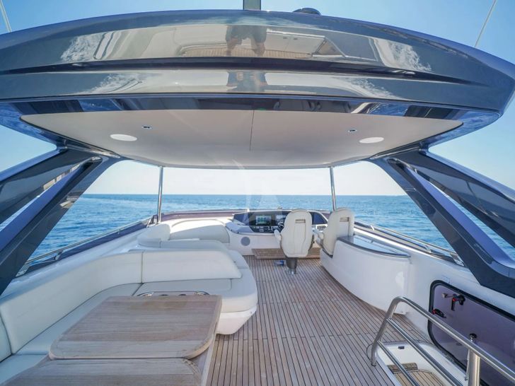 NEGOTIATOR 1 Princess S72 - flybridge NEGOTIATOR 1 Princess S72 - flybridge