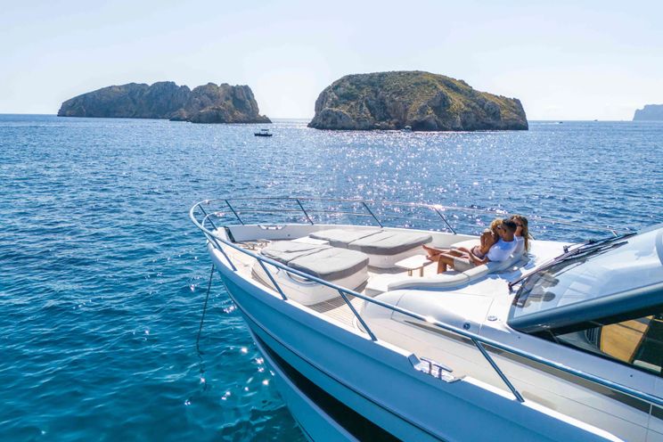 Charter Yacht NEGOTIATOR 1 - Princess S72 - 4 Cabins - Mallorca - Palma - Ibiza - Balearics - Spain