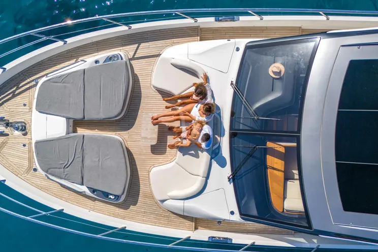 Charter Yacht NEGOTIATOR 1 - Princess S72 - 4 Cabins - Mallorca - Palma - Ibiza - Balearics - Spain