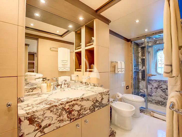 NELA Benetti Crystal 140 - VIP cabin bathroom NELA Benetti Crystal 140 - VIP cabin bathroom