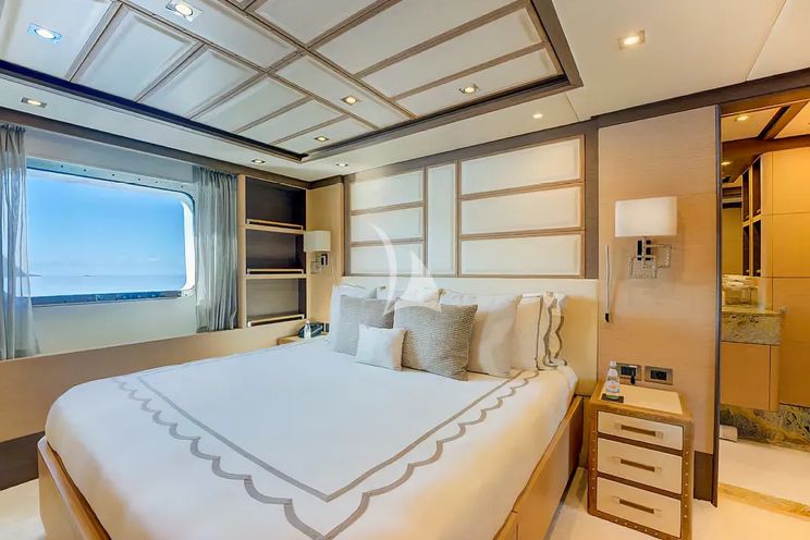 Charter Yacht NELA - Benetti Crystal 140 - 5 Cabins - Cannes - Monaco - St Tropez - French Riviera