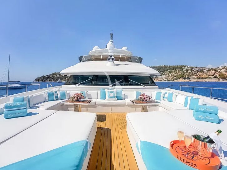 NELA Benetti Crystal 140 - foredeck NELA Benetti Crystal 140 - foredeck