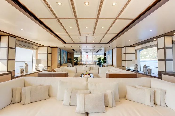 Charter Yacht NELA - Benetti Crystal 140 - 5 Cabins - Cannes - Monaco - St Tropez - French Riviera