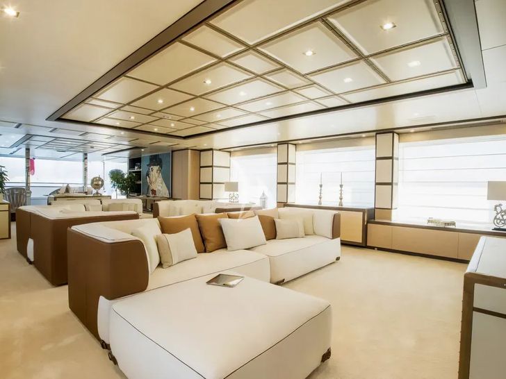 NELA Benetti Crystal 140 - main saloon NELA Benetti Crystal 140 - main saloon