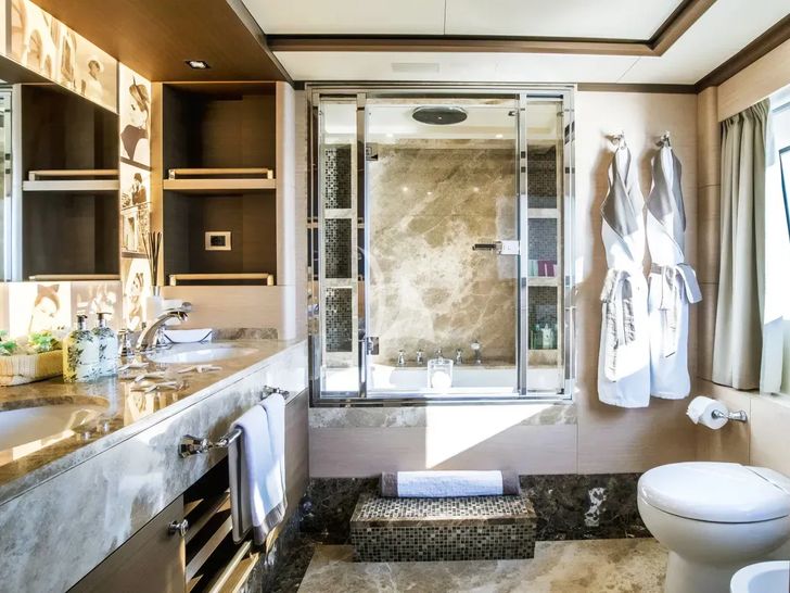 NELA Benetti Crystal 140 - master cabin bathroom NELA Benetti Crystal 140 - master cabin bathroom