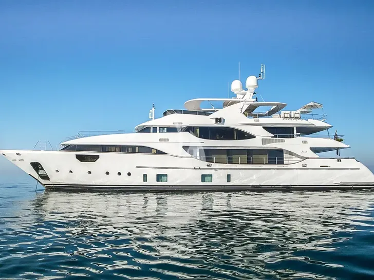NELA Benetti Crystal 140 - side profile NELA Benetti Crystal 140 - side profile