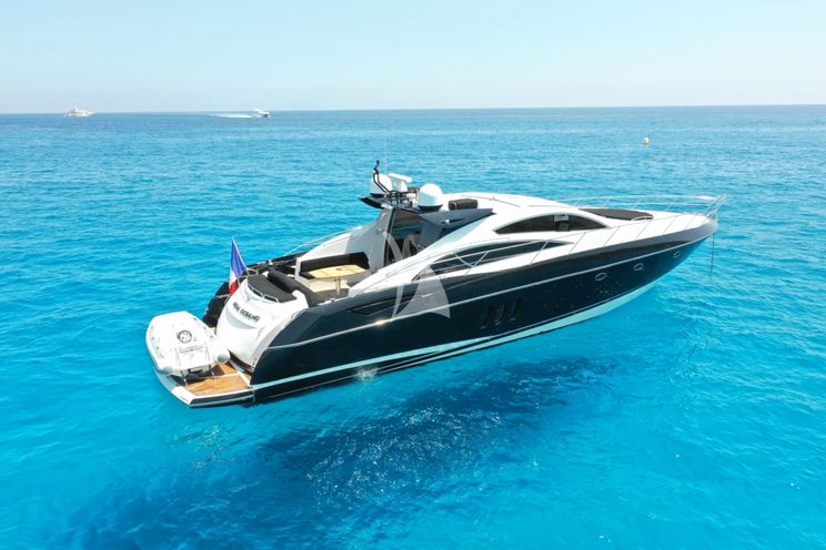 Charter Yacht NERA OCEANO - Sunseeker 72 - 3 Cabins - Antibes - Nice - Cannes - St Tropez - French Riviera - Monaco