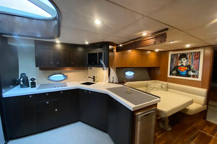 Charter Yacht NERA OCEANO - Sunseeker 72 - 3 Cabins - Antibes - Nice - Cannes - St Tropez - French Riviera - Monaco