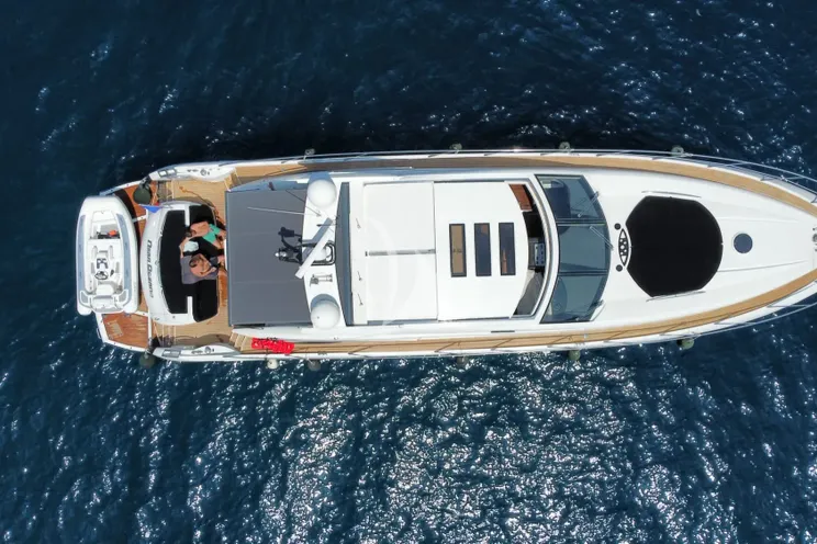 Charter Yacht NERA OCEANO - Sunseeker 72 - 3 Cabins - Antibes - Nice - Cannes - St Tropez - French Riviera - Monaco