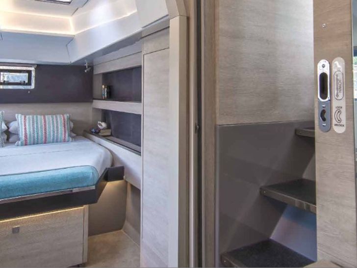 NEVER GIVE UP Leopard 50 - cabin 3 NEVER GIVE UP Leopard 50 - cabin 3