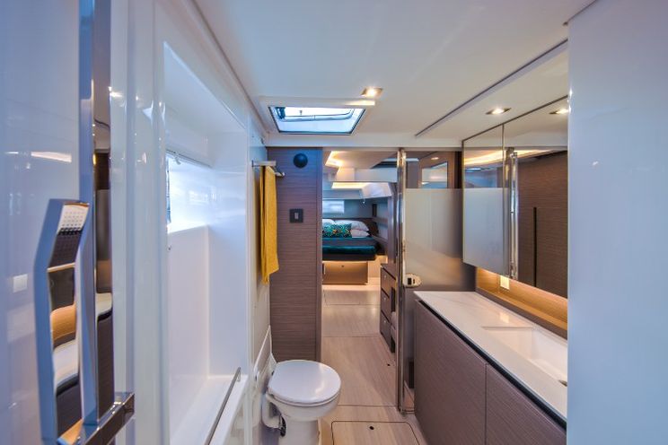 Charter Yacht NEVER GIVE UP - Leopard 50 - 4 Cabins - Cannes - Nice - Antibes - St Tropez - French Riviera - South of France