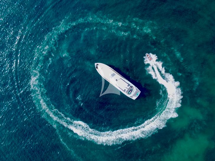 NEW EDGE Sunseeker 95 - aerial top shot NEW EDGE Sunseeker 95 - aerial top shot