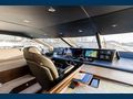 NEW EDGE Sunseeker 95 cockpit
