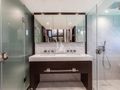 NEW EDGE Sunseeker 95 - master cabin bathroom NEW EDGE Sunseeker 95 - master cabin bathroom