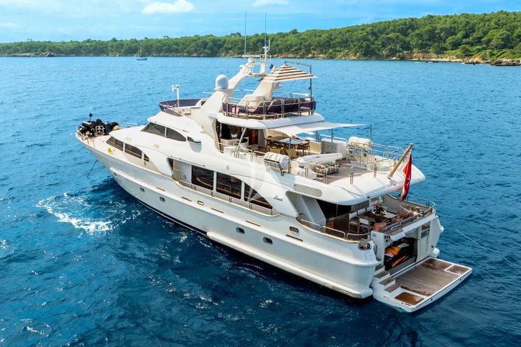 Charter Yacht NEW STAR - Benetti Tradition 100 - 4 Cabins - Cannes - St Tropez - Nice - Antibes - French Riviera - Monaco