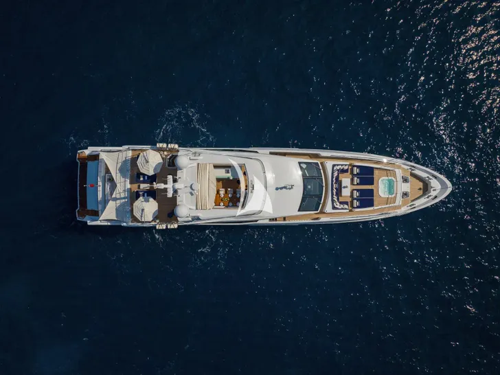 NEW WAVES Benetti Fast 140 - top aerial shot NEW WAVES Benetti Fast 140 - top aerial shot