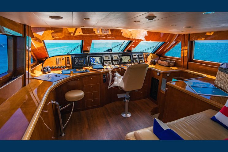 Charter Yacht NEXT CHAPTER - Hargrave 97 RPH - 4 Cabins - Nassau - Exumas - Bahamas