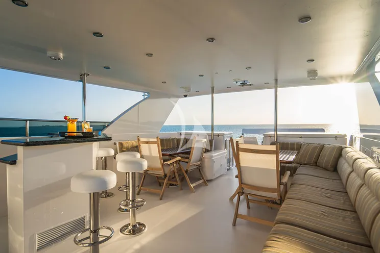 Charter Yacht NEXT CHAPTER - Hargrave 97 RPH - 4 Cabins - Nassau - Exumas - Bahamas