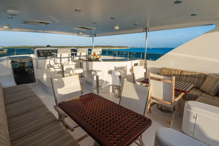 Charter Yacht NEXT CHAPTER - Hargrave 97 RPH - 4 Cabins - Nassau - Exumas - Bahamas