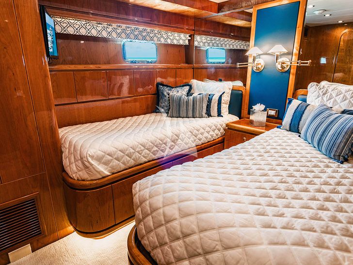 NEXT CHAPTER Hargrave 97 RPH - twin cabin 1 NEXT CHAPTER Hargrave 97 RPH - twin cabin 1