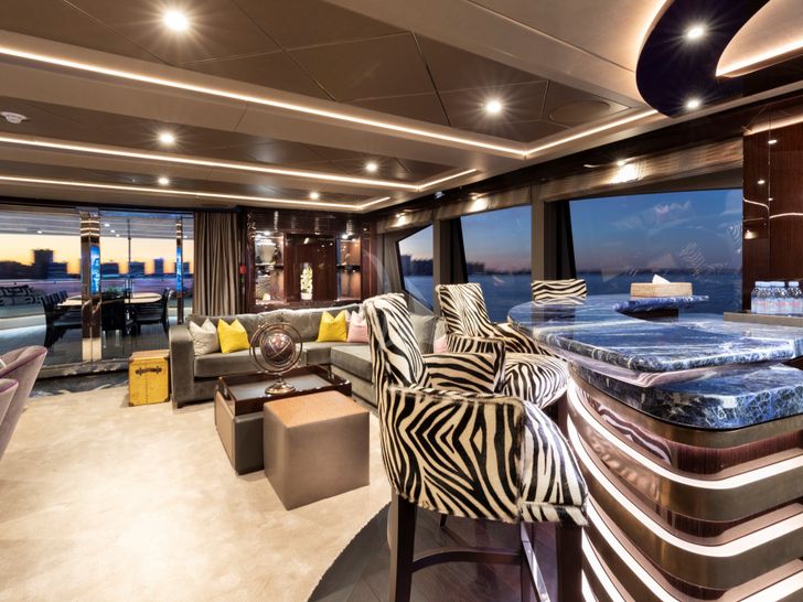 NEXUS Sunseeker 131 Main Salon Bar NEXUS Sunseeker 131 Main Salon Bar
