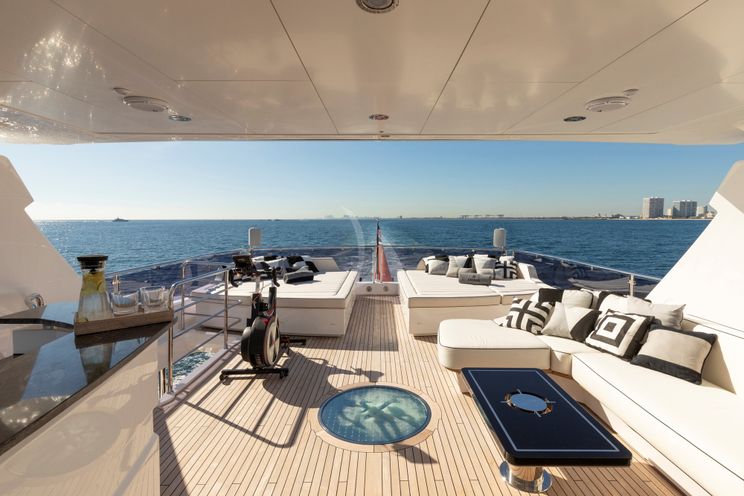 Charter Yacht NEXUS - Sunseeker 131 - 5 cabins - Monaco - Cannes - Antibes - St Tropez