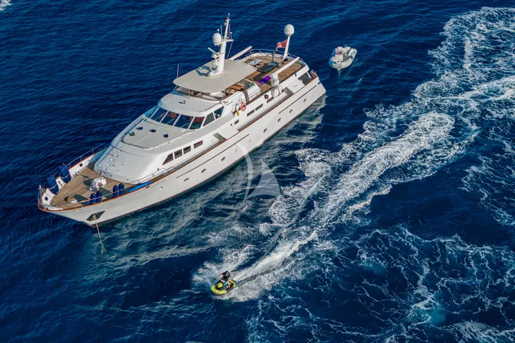 Charter Yacht NIGHTFLOWER - Codecasa 35 - 5 Cabins - Naples - Capri - Positano - Amalfi Coast - Italy