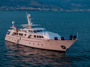 NIGHTFLOWER - Codecasa 35 - 5 Cabins - Naples - Capri - Positano - Amalfi Coast - Italy NIGHTFLOWER - Codecasa 35 - 5 Cabins - Naples - Capri - Positano - Amalfi Coast - Italy