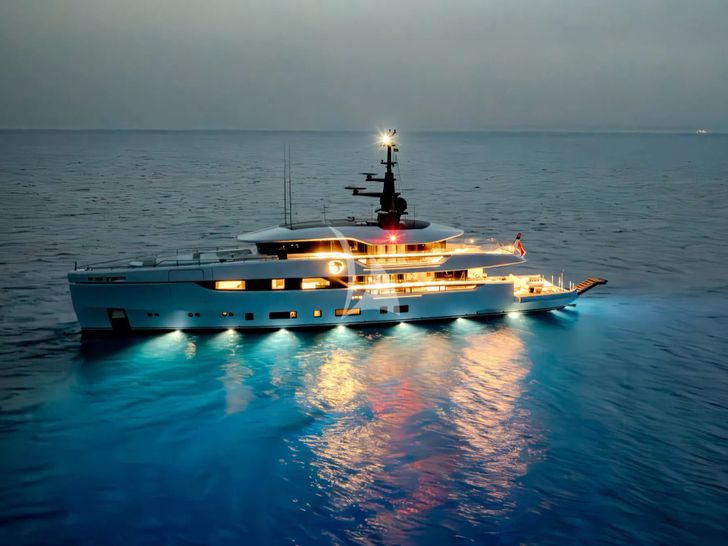 FURY II Columbus Atlantique 43m - anchored at night FURY II Columbus Atlantique 43m - anchored at night