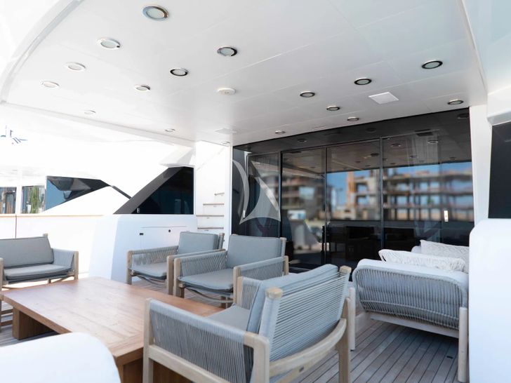 NINO Cantieri Akhir 41 - main aft deck seats NINO Cantieri Akhir 41 - main aft deck seats