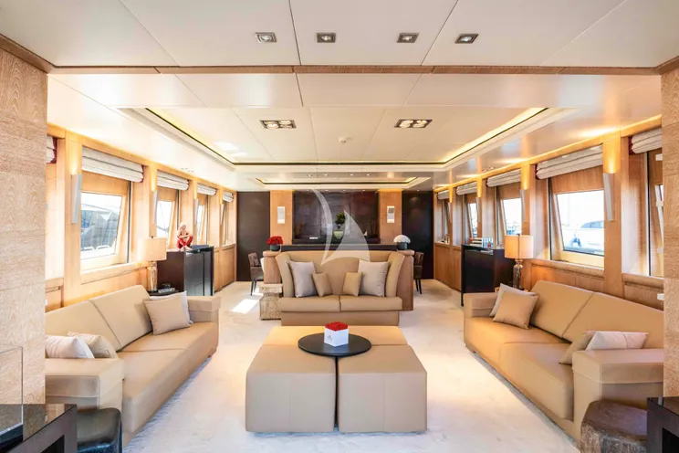 Charter Yacht NINO - Cantieri di Pisa Akhir 41 - 5 Cabins - Athens - Mykonos - Paros - Cyclades - Greece