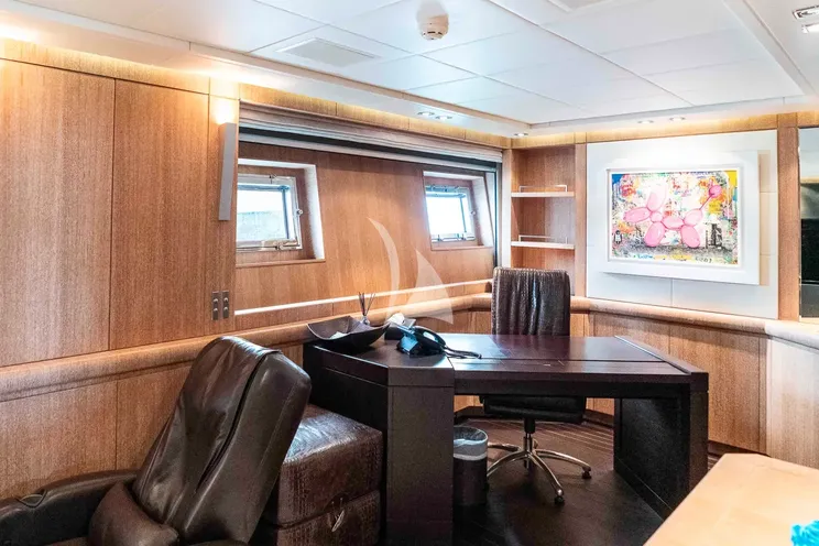 Charter Yacht NINO - Cantieri di Pisa Akhir 41 - 5 Cabins - Athens - Mykonos - Paros - Cyclades - Greece