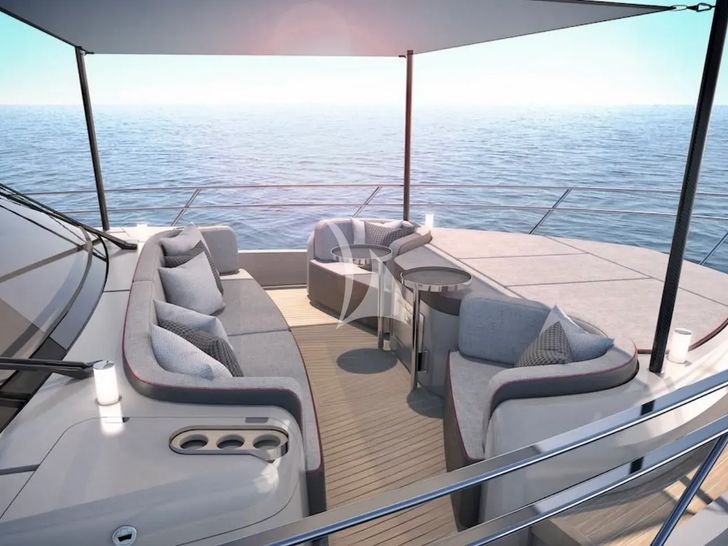 NIRVANA Cranchi Sessantasette 67 - foredeck NIRVANA Cranchi Sessantasette 67 - foredeck